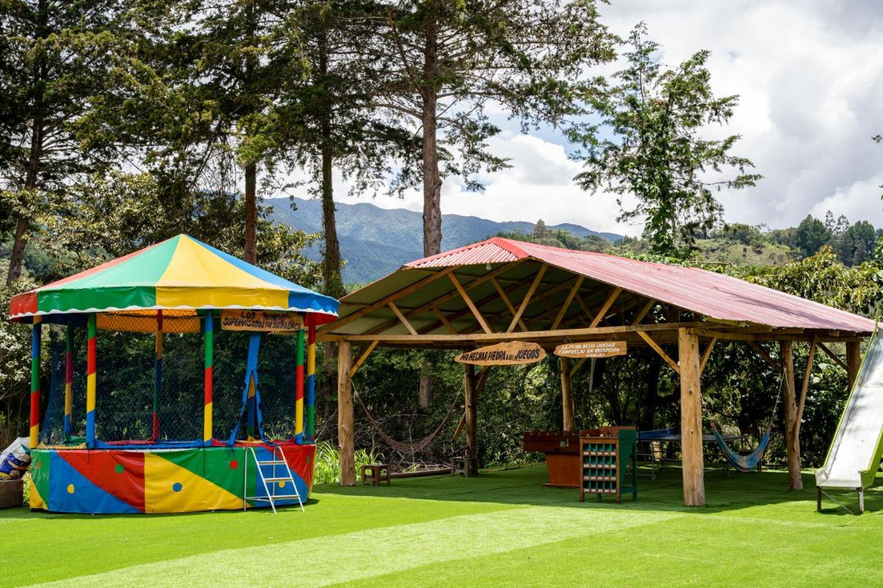 Alojamento de Turismo Selvagem Fundo Hassinger Oxapampa